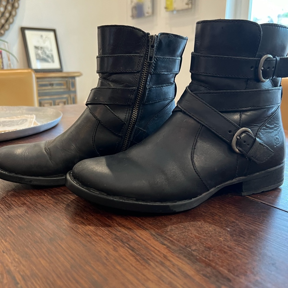 Born black leather bootie